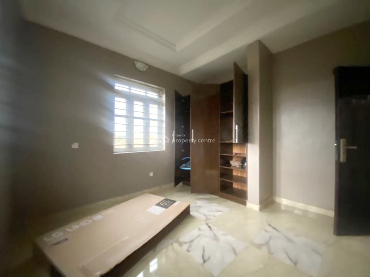 Well Maintained 3 Bedroom Apartment in an Estate, Ojodu Berger, Ojodu, Lagos, Flat / Apartment for Rent