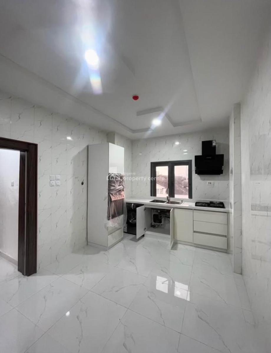 a Luxury One Bedroom with Swimming Pool, Gym, Elevator, Ikoyi, Lagos, Mini Flat (room and Parlour) for Rent