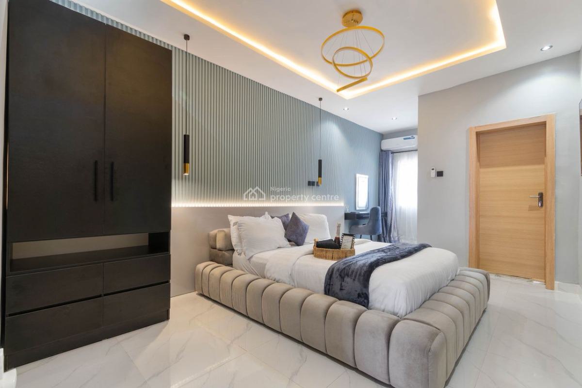 Luxurious 1 Bedroom Apartment, Off Admiralty, Lekki Phase 1, Lekki, Lagos, Flat / Apartment Short Let