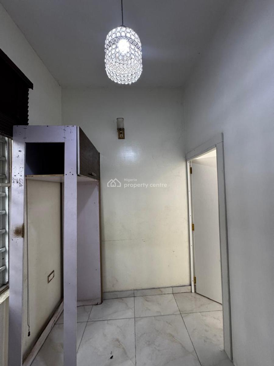 Luxurious Self-contain with Personal Kitchen and Kitchen Appliances, Ologolo, Lekki, Lagos, Self Contain (single Rooms) for Rent