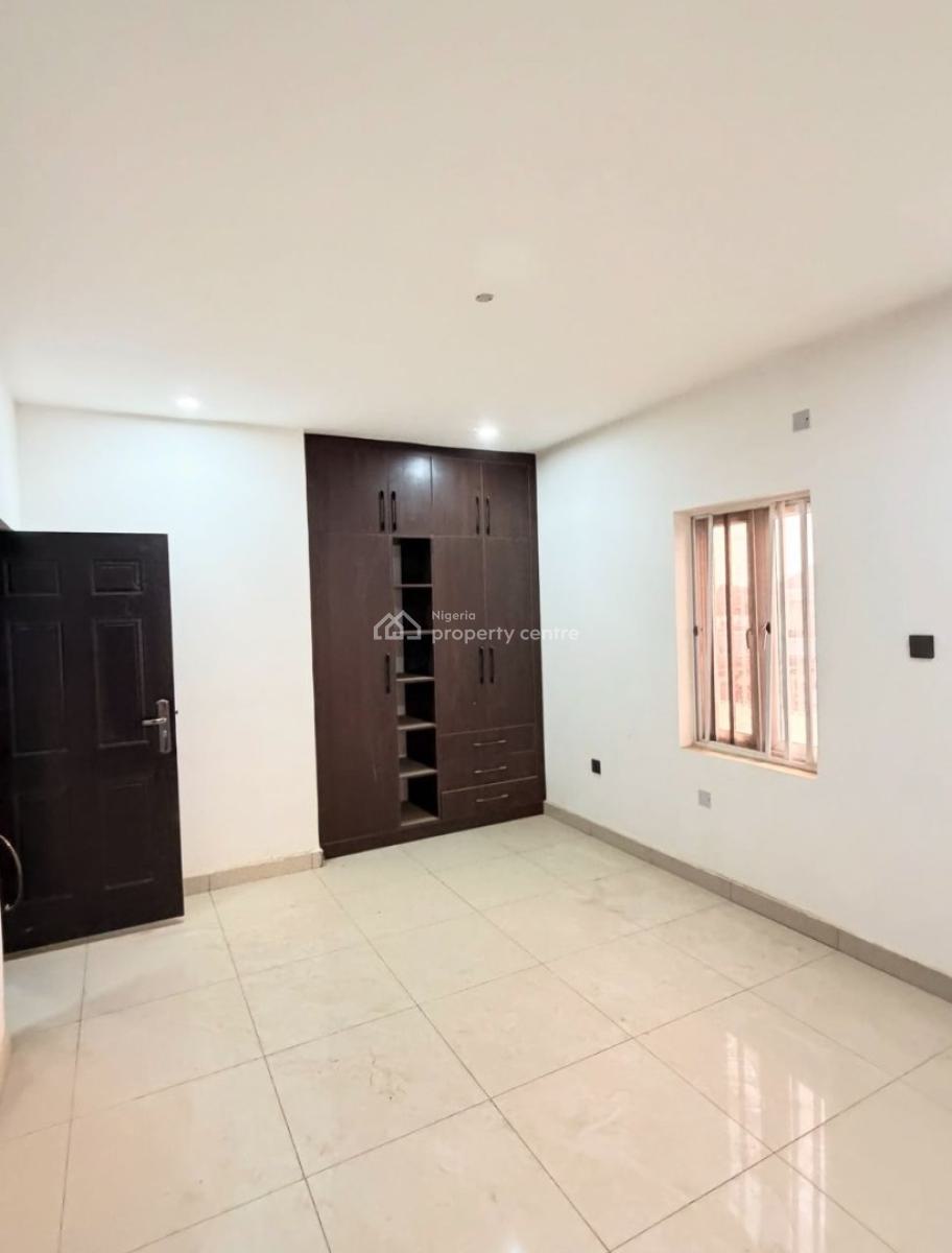 3 Bedrooms Terraced Duplex, Apo Resettlement, Apo, Abuja, Terraced Duplex for Sale