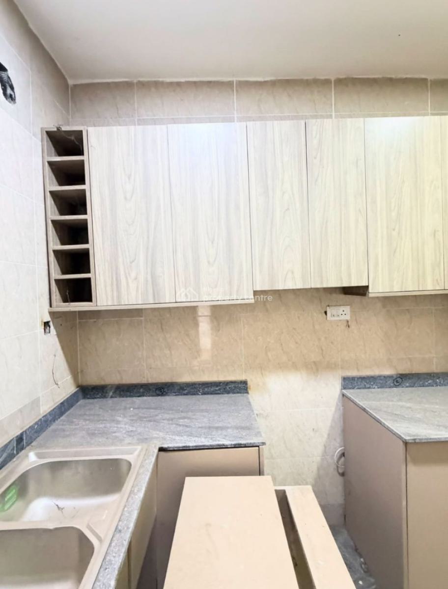 3 Bedrooms Terraced Duplex, Apo Resettlement, Apo, Abuja, Terraced Duplex for Sale