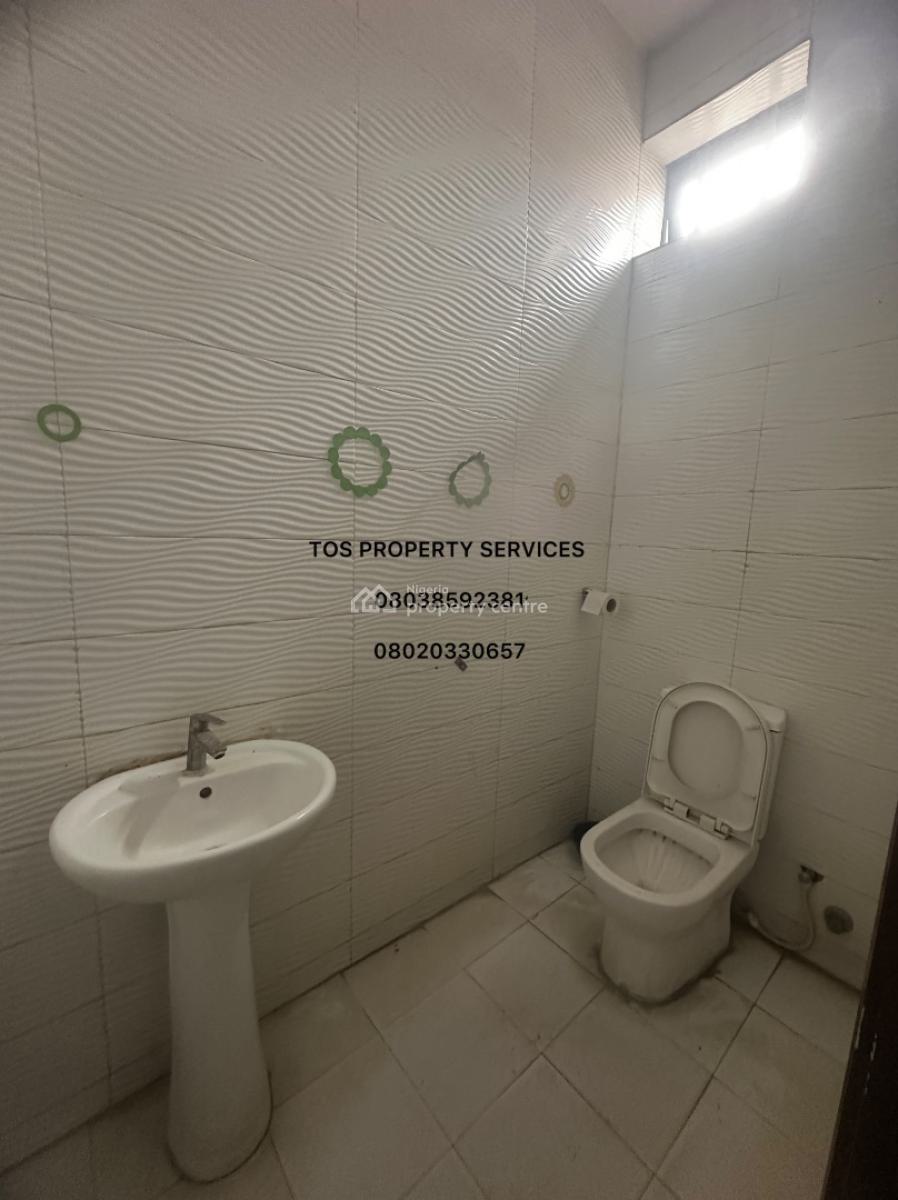 Beautiful Commercial Space on The Groundfloor, By Admiralty, Lekki Phase 1, Lekki Phase 1, Lekki, Lagos, Shop for Rent