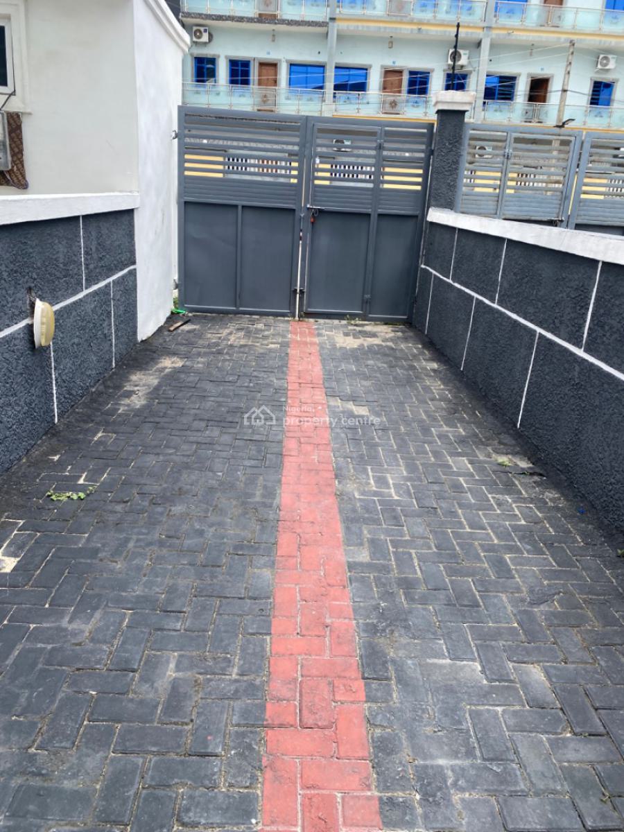 Bran New 4 Bedrooms Semi Detached Duplex with Bq and Nice Structures, Orchid Road Lekki /gated Estate, Lekki Phase 2, Lekki, Lagos, Semi-detached Duplex for Rent