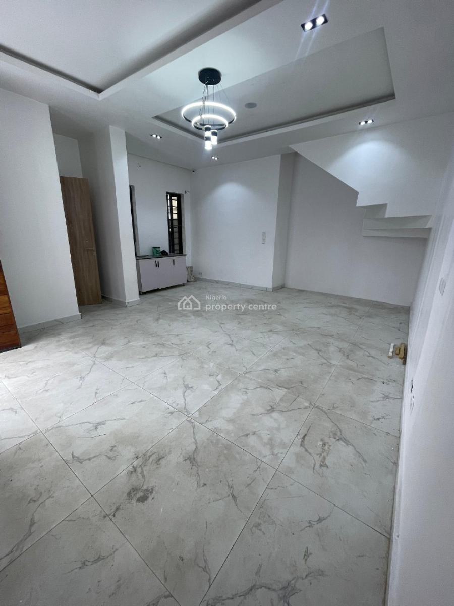 a Luxury Studio Room, Ocean Harbor Estate, Orchid Road, Lekki, Lagos, Self Contain (single Rooms) for Rent