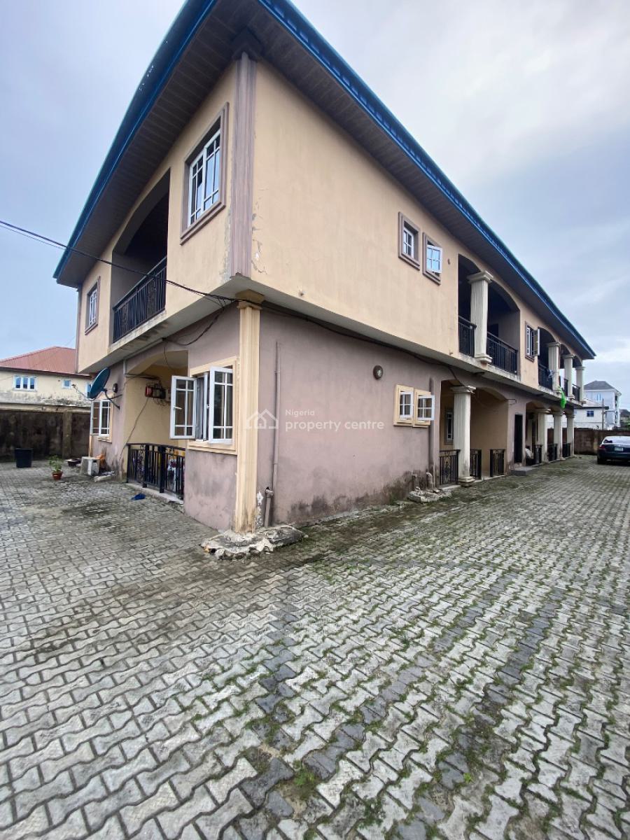 8 Units of a Room and a Parlor Self Contain, United Estate ,shop Rite Axis, Sangotedo, Ajah, Lagos, Block of Flats for Sale