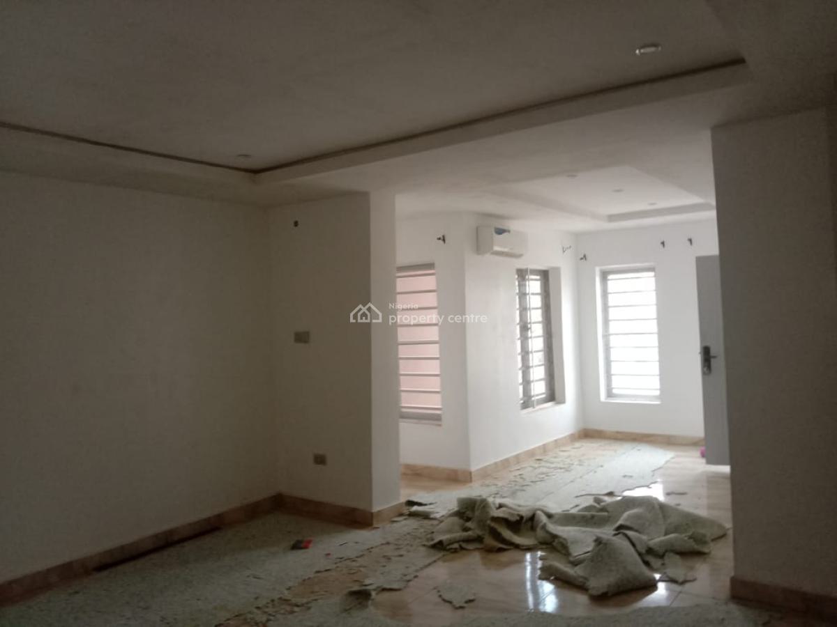 2 Bedroom Flat, Yemi Osinbanjo Boulevard, Katampe, Abuja, Flat / Apartment for Sale