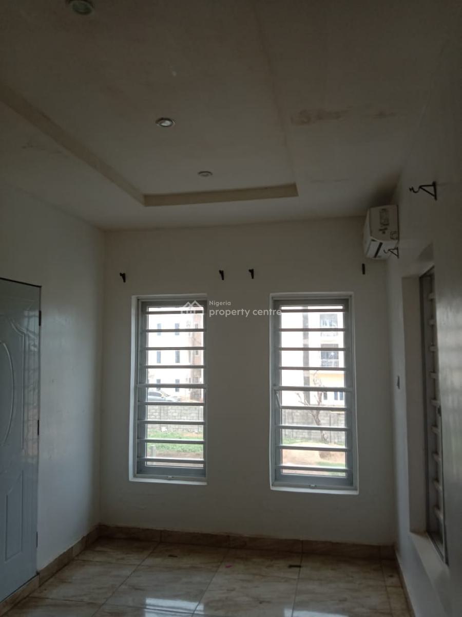 2 Bedroom Flat, Yemi Osinbanjo Boulevard, Katampe, Abuja, Flat / Apartment for Sale