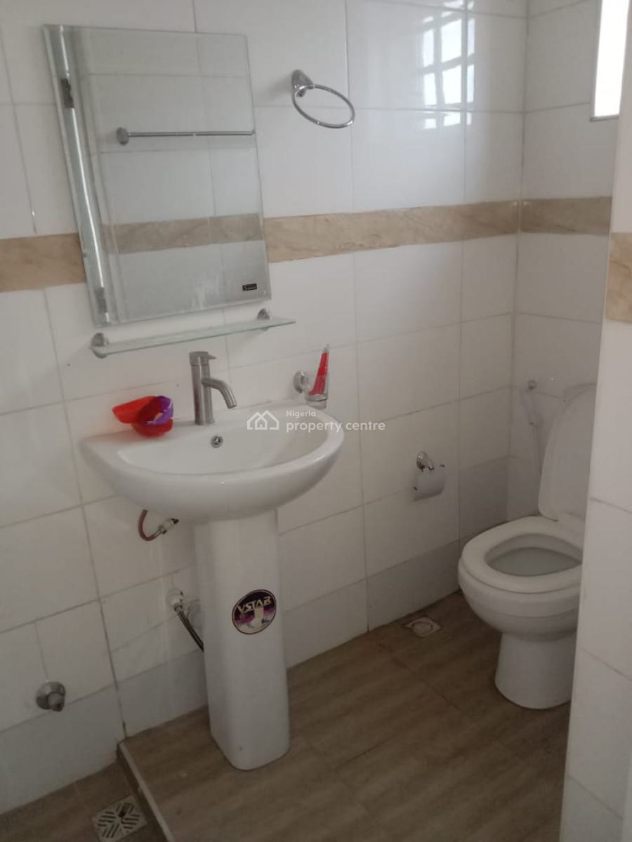 2 Bedroom Flat, Yemi Osinbanjo Boulevard, Katampe, Abuja, Flat / Apartment for Sale