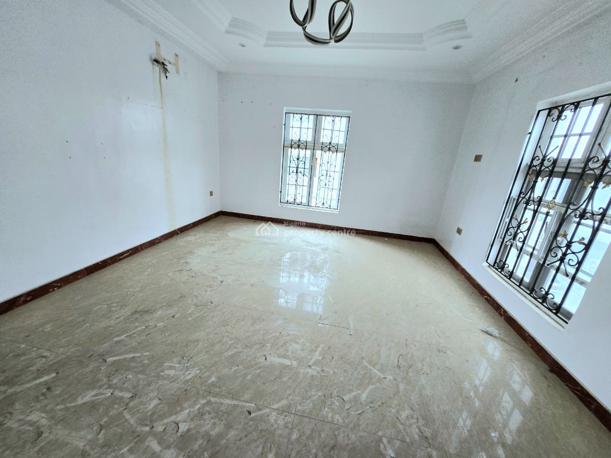4 Units 3 Bedroom Apartment, Lekki Phase 1, Lekki, Lagos, Flat / Apartment for Rent