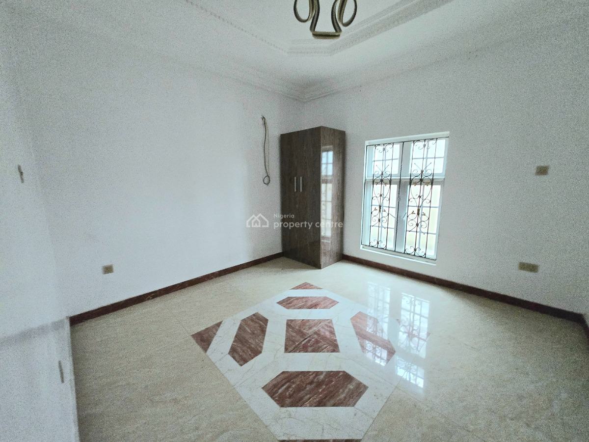 4 Units 3 Bedroom Apartment, Lekki Phase 1, Lekki, Lagos, Flat / Apartment for Rent
