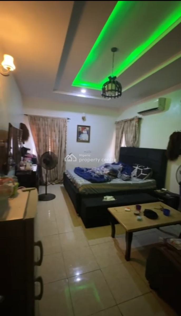 Distress - Well Finished 3 Bedrooms Flat - on a Tarred Access Road, Life Camp, Abuja, Flat / Apartment for Sale