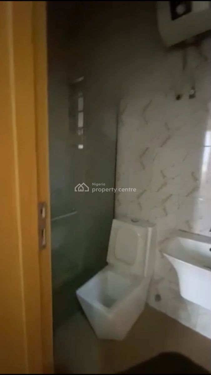 2 Bedroom Apartment, Allen, Ikeja, Lagos, Flat / Apartment for Rent