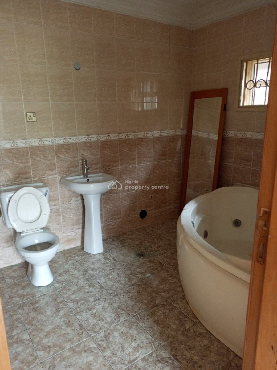 Commercial 5 Bedroom with 2 Room Bq and 10 Parking Space, Lekki Phase 1, Lekki, Lagos, Detached Duplex for Rent