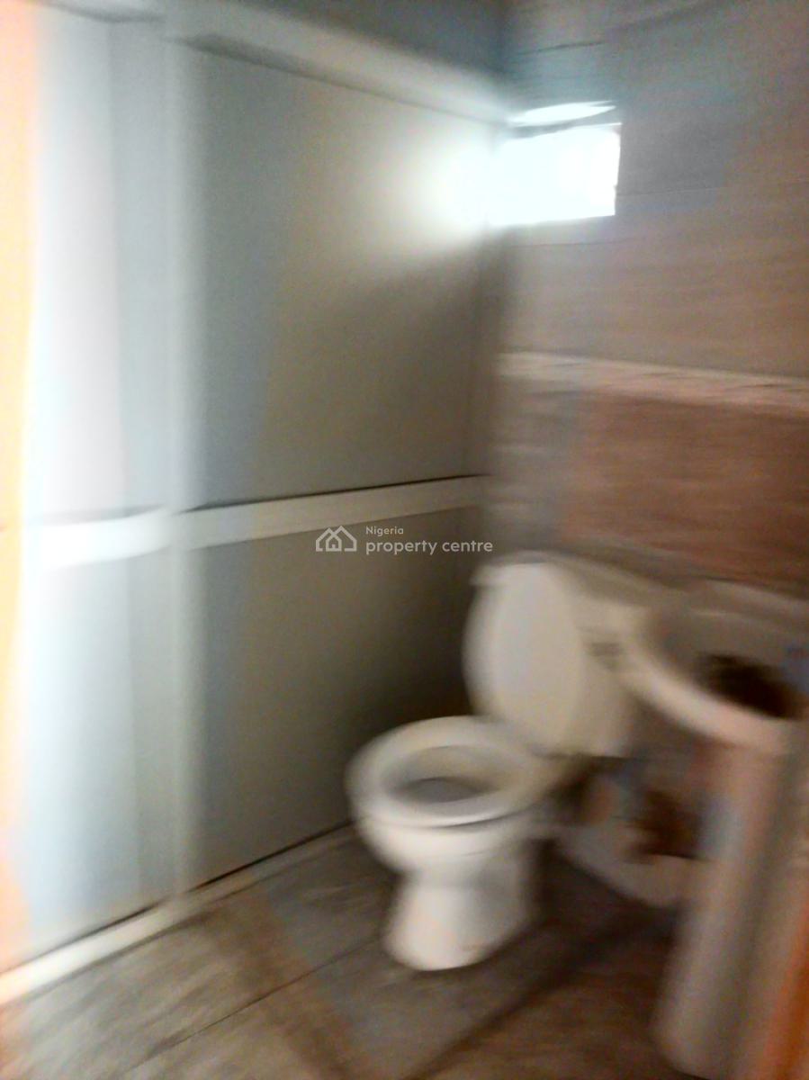 Commercial 5 Bedroom with 2 Room Bq and 10 Parking Space, Lekki Phase 1, Lekki, Lagos, Detached Duplex for Rent