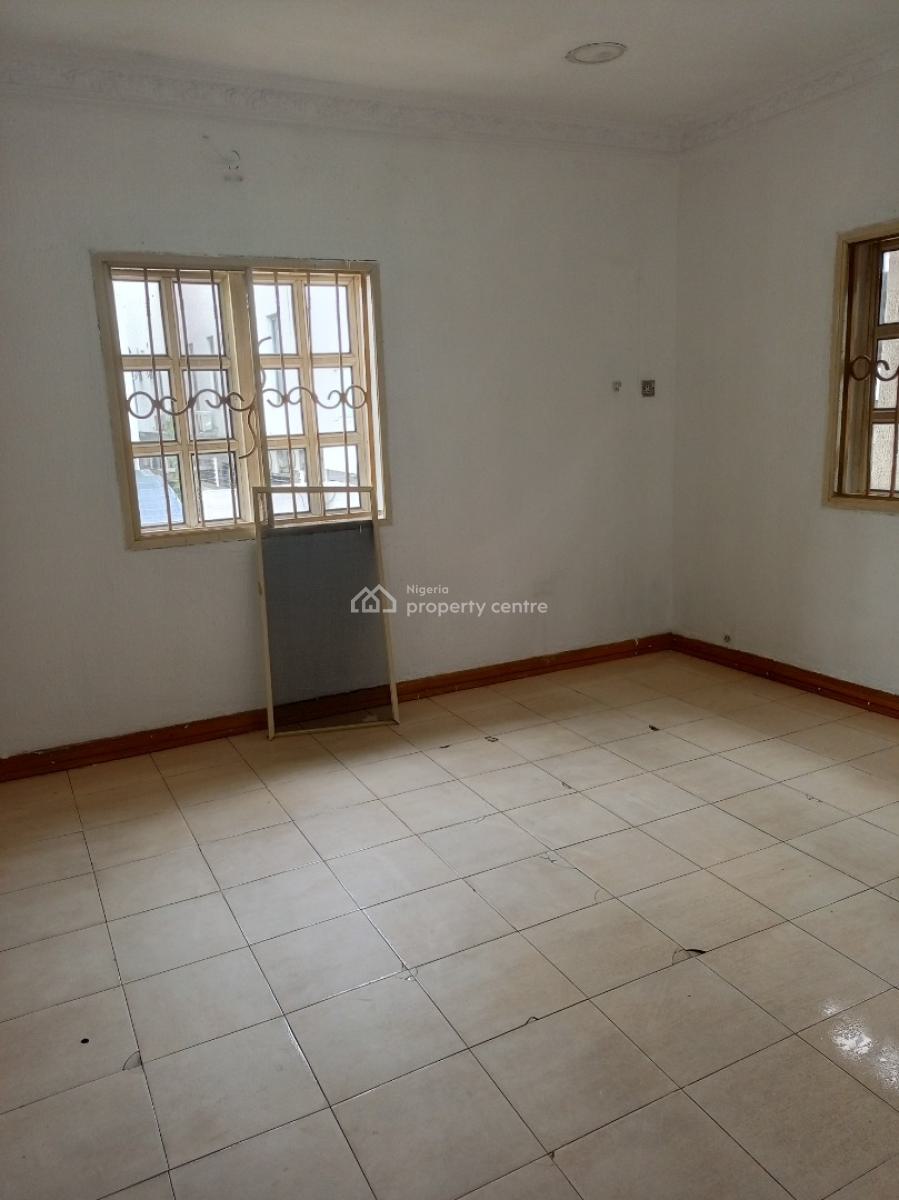 Commercial 5 Bedroom with 2 Room Bq and 10 Parking Space, Lekki Phase 1, Lekki, Lagos, Detached Duplex for Rent