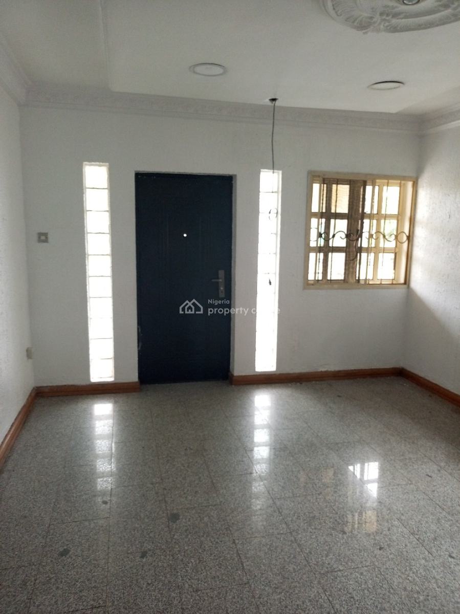 Commercial 5 Bedroom with 2 Room Bq and 10 Parking Space, Lekki Phase 1, Lekki, Lagos, Detached Duplex for Rent