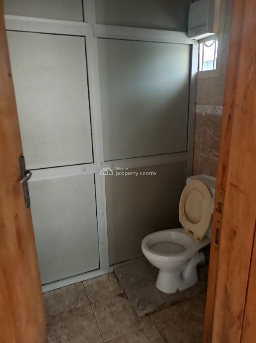 Commercial 5 Bedroom with 2 Room Bq and 10 Parking Space, Lekki Phase 1, Lekki, Lagos, Detached Duplex for Rent
