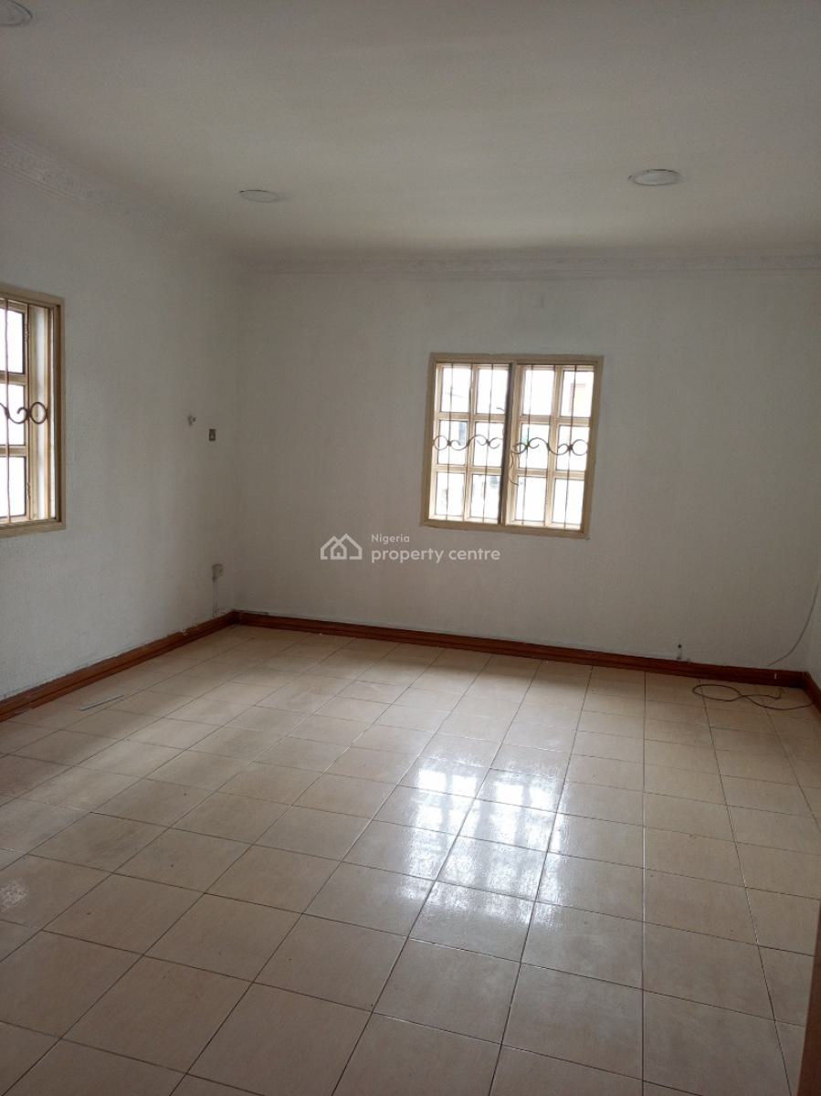 Commercial 5 Bedroom with 2 Room Bq and 10 Parking Space, Lekki Phase 1, Lekki, Lagos, Detached Duplex for Rent