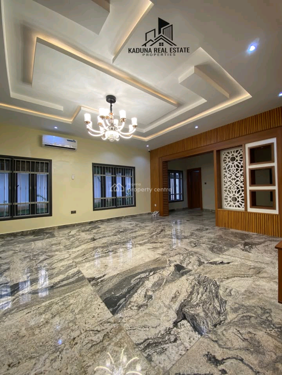 Brand New Solar Powered 4 Bedroom Duplex ️ with Guest Chalet, Kaduna North, Kaduna, House for Sale