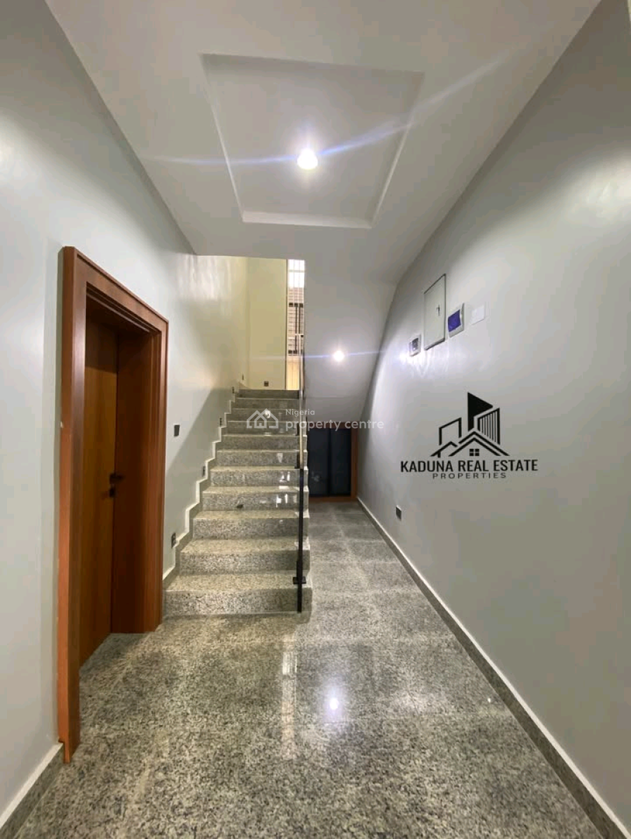 Brand New Solar Powered 4 Bedroom Duplex ️ with Guest Chalet, Kaduna North, Kaduna, House for Sale