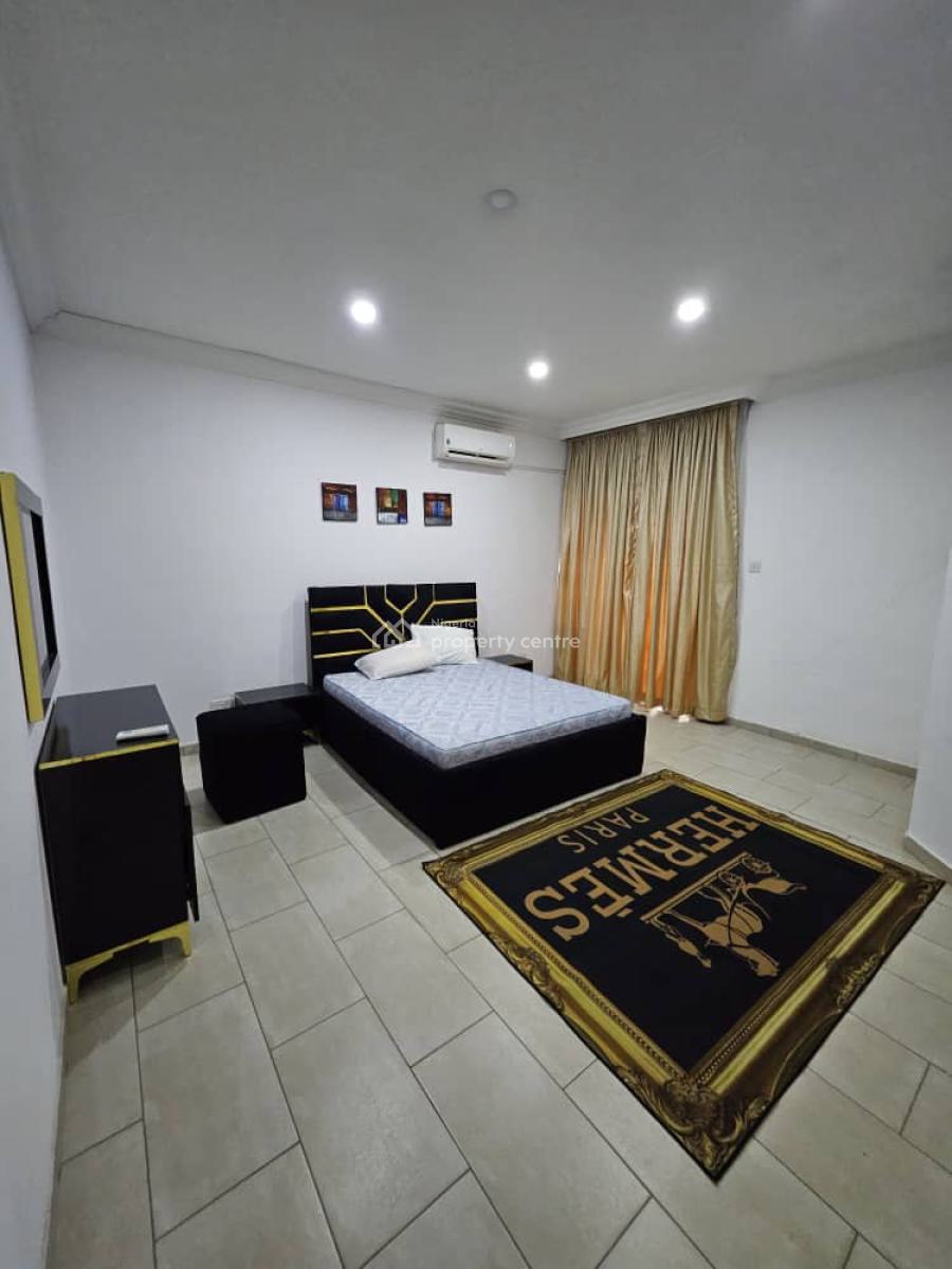 Fully Furnished and Service Five (5)  Bedroom and a Guest Room Terrace, Maitama District, Abuja, Terraced Duplex for Rent