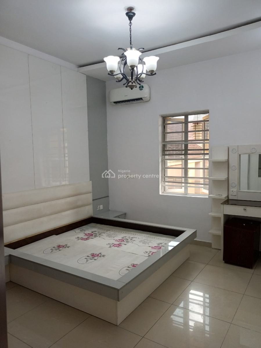 Neatest 5 Bedroom with Bq Security House 6 Cars Space, Chevron Drive, Lekki, Lagos, Detached Duplex for Rent