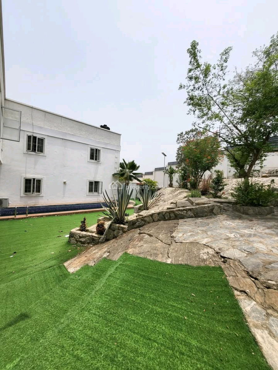 4bedroom Duplex with a Two Guest Charlet and Living Room and Also with, Guzape District, Abuja, House for Sale