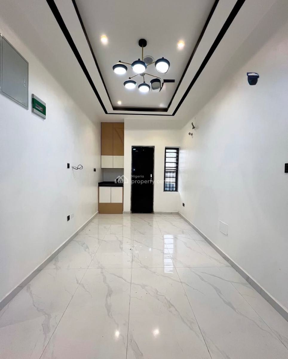 Spacious 6bedroom Fully Detached House with Bq, Chevron, Lekki, Lagos, Detached Duplex for Sale