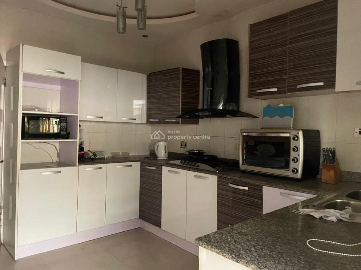 Luxury 4 Bedrooms Terrace Duplex, Along Chevron Drive, Lekki, Lagos, Terraced Duplex for Sale