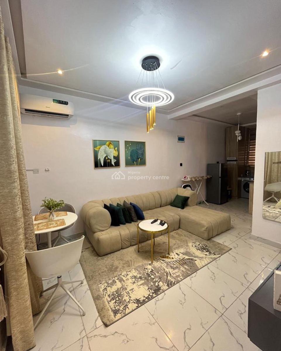 Lovely 1 Bedroom Apartment with Bq, Ologolo, Ologolo, Lekki, Lagos, Block of Flats for Sale