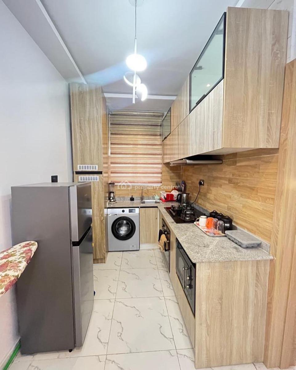 Lovely 1 Bedroom Apartment with Bq, Ologolo, Ologolo, Lekki, Lagos, Block of Flats for Sale