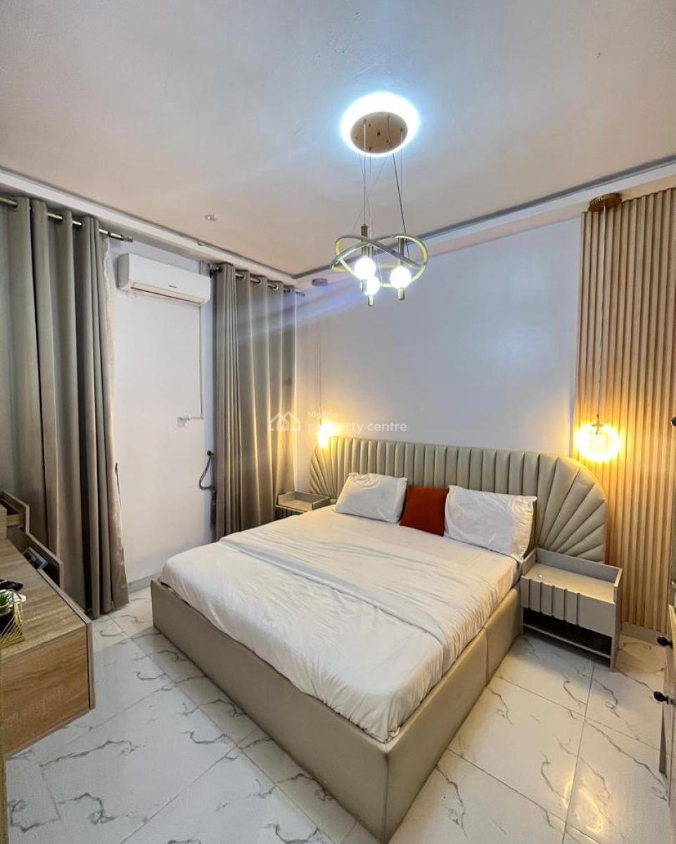Lovely 1 Bedroom Apartment with Bq, Ologolo, Ologolo, Lekki, Lagos, Block of Flats for Sale