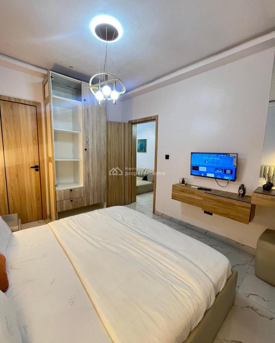 Lovely 1 Bedroom Apartment with Bq, Ologolo, Ologolo, Lekki, Lagos, Block of Flats for Sale