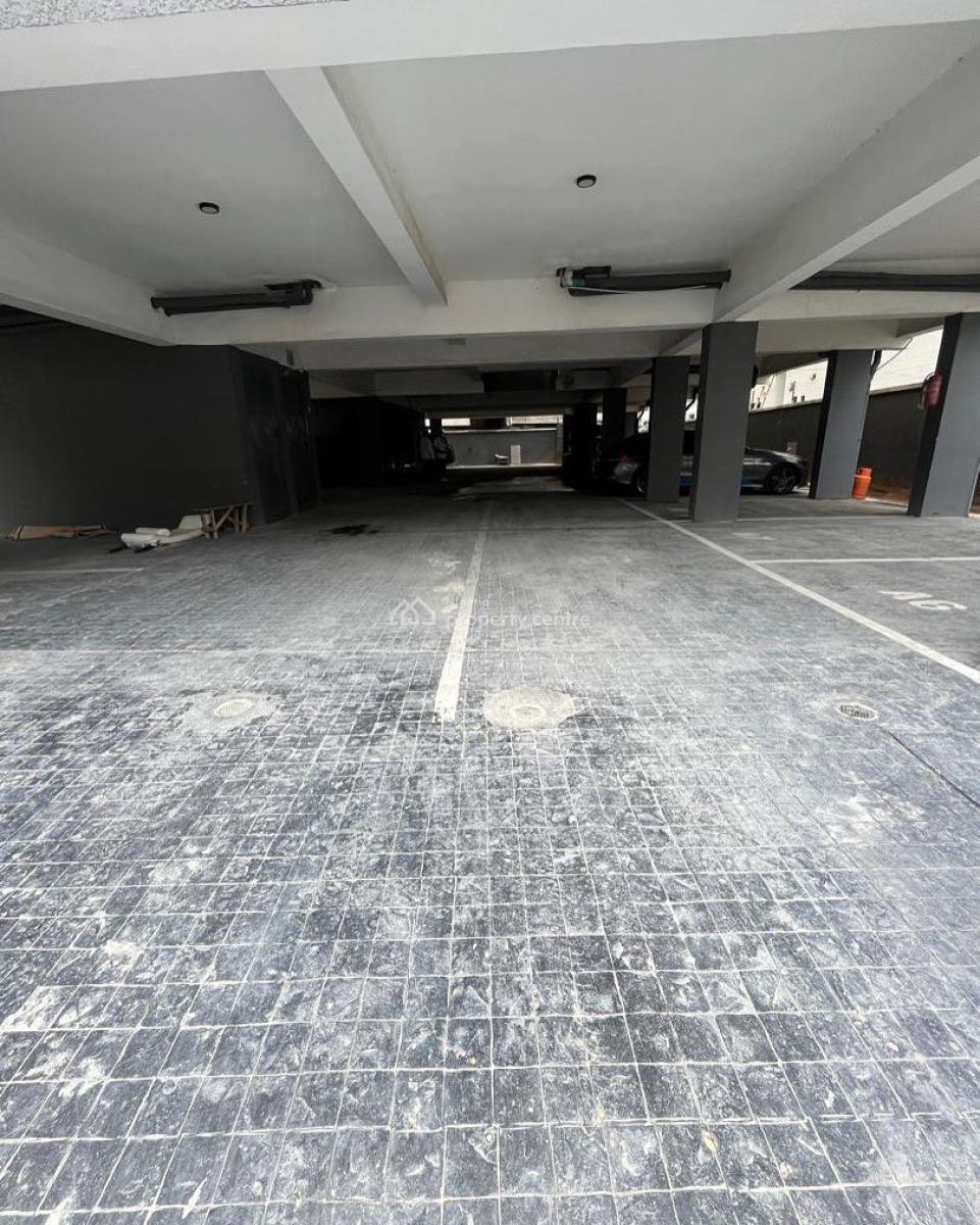 Lovely 1 Bedroom Apartment with Bq, Ologolo, Ologolo, Lekki, Lagos, Block of Flats for Sale