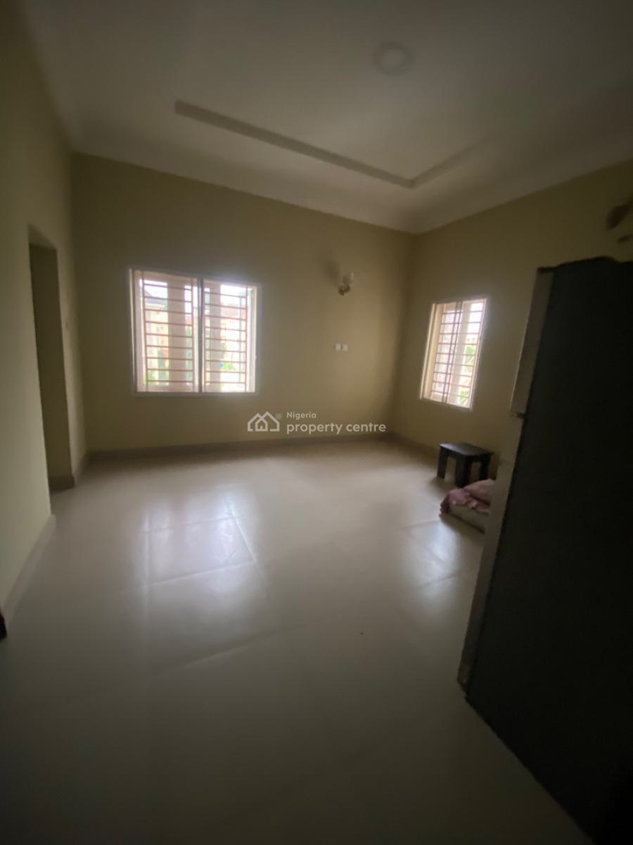 Spacious & Neatly Built 3 Bedrooms Flat  Mabushi, Mabushi, Mabushi, Abuja, Flat / Apartment for Rent