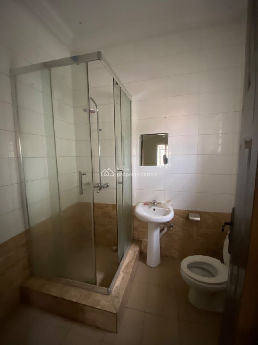 Spacious & Neatly Built 3 Bedrooms Flat  Mabushi, Mabushi, Mabushi, Abuja, Flat / Apartment for Rent