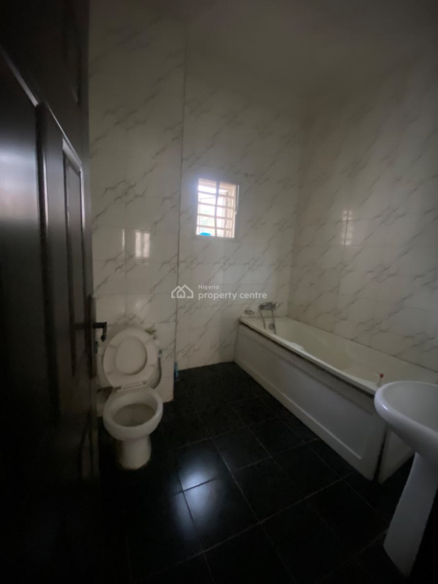 Spacious & Neatly Built 3 Bedrooms Flat  Mabushi, Mabushi, Mabushi, Abuja, Flat / Apartment for Rent