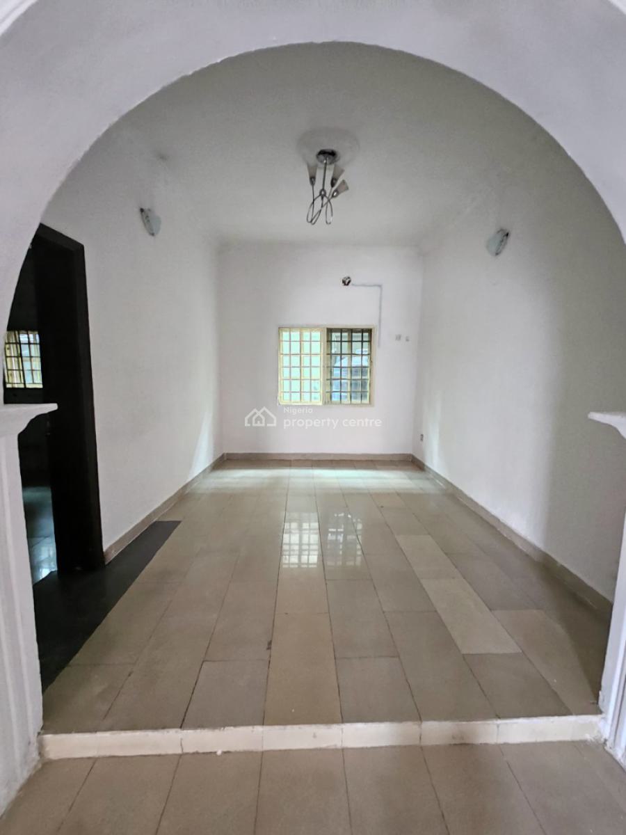 a 4-bedroom Semi-detached Duplex with Bq, Maryland, Lagos, Semi-detached Duplex for Rent