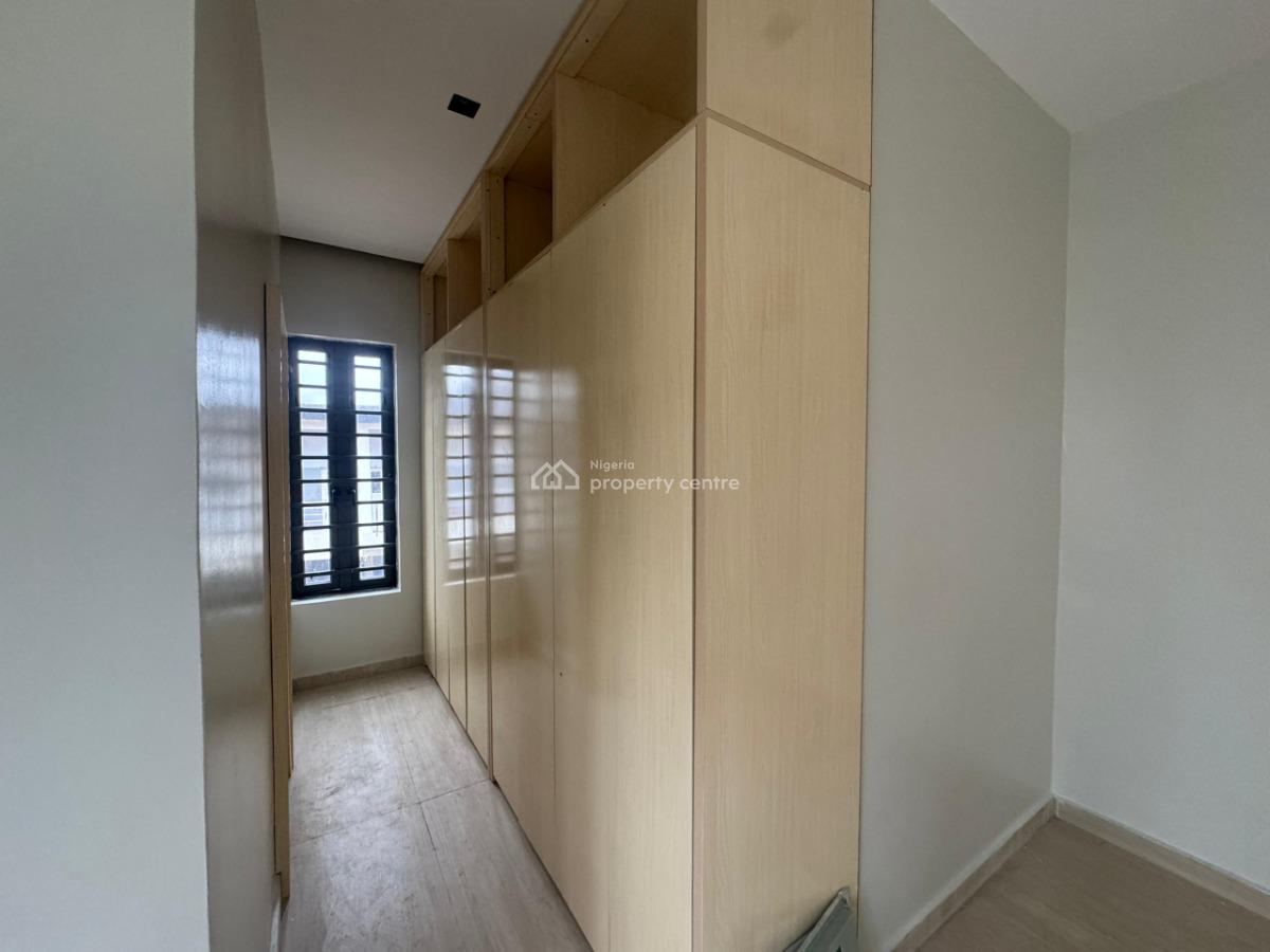 4bedroom Terrace Duplex, Millennium Estate, Gbagada, Lagos, Terraced Duplex for Sale