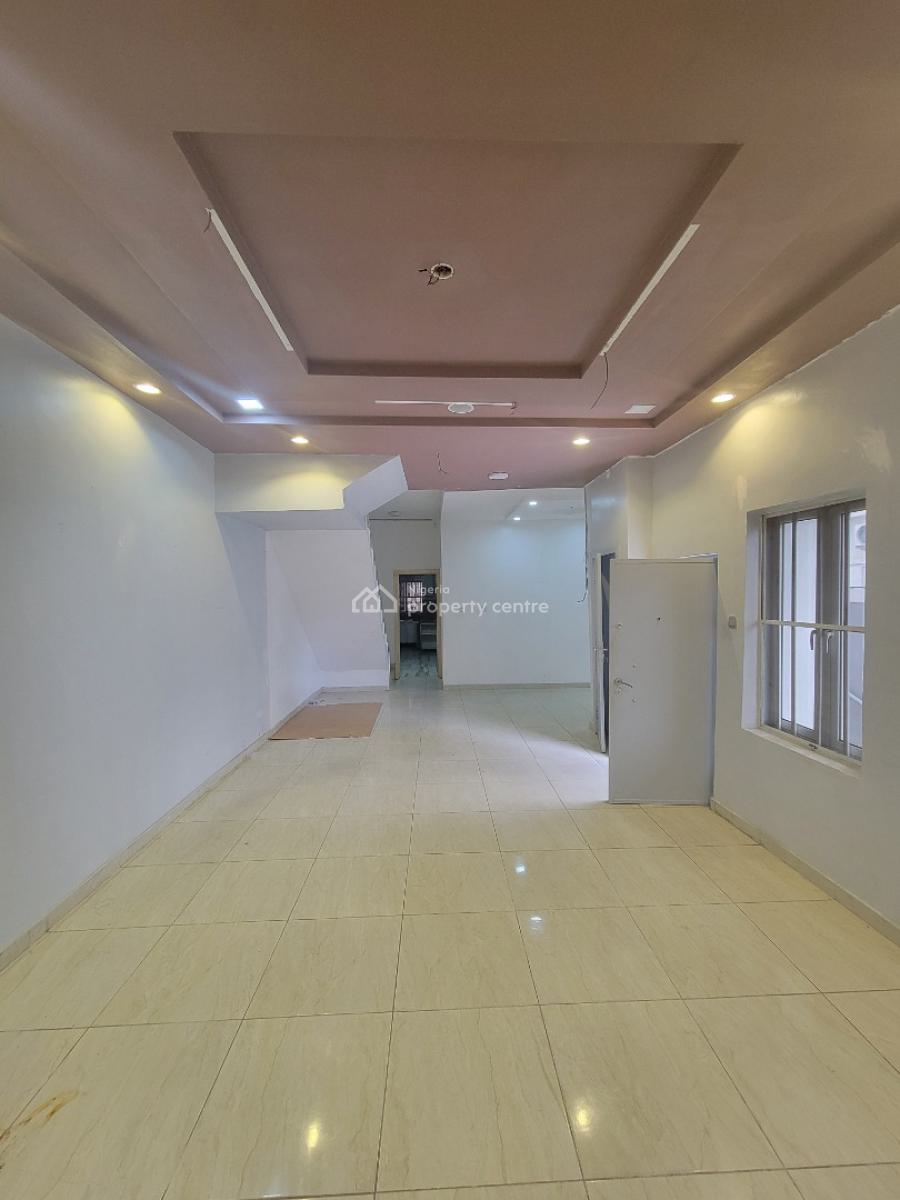 4bedroom Semi Detached Duplex in Chevron Lekki, Chevy View Estate, Chevron Lekki Lagos, Lekki, Lagos, Semi-detached Duplex for Rent