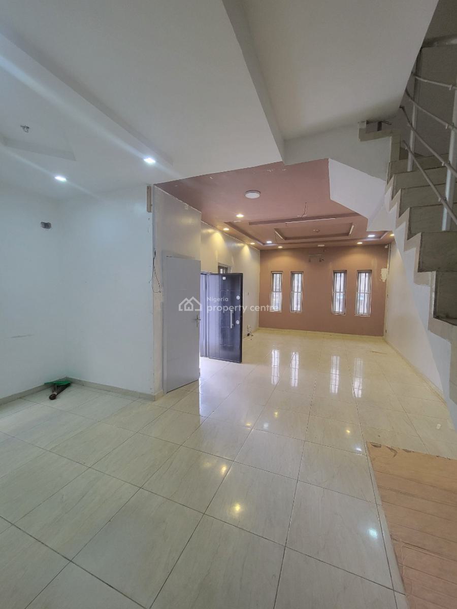 4bedroom Semi Detached Duplex in Chevron Lekki, Chevy View Estate, Chevron Lekki Lagos, Lekki, Lagos, Semi-detached Duplex for Rent