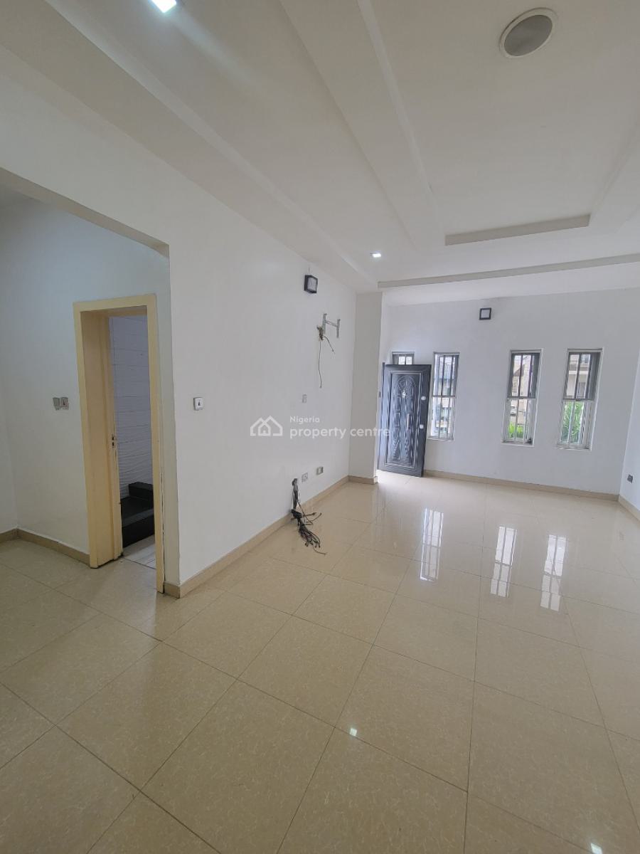 4bedroom Semi Detached Duplex in Chevron Lekki, Chevy View Estate, Chevron Lekki Lagos, Lekki, Lagos, Semi-detached Duplex for Rent