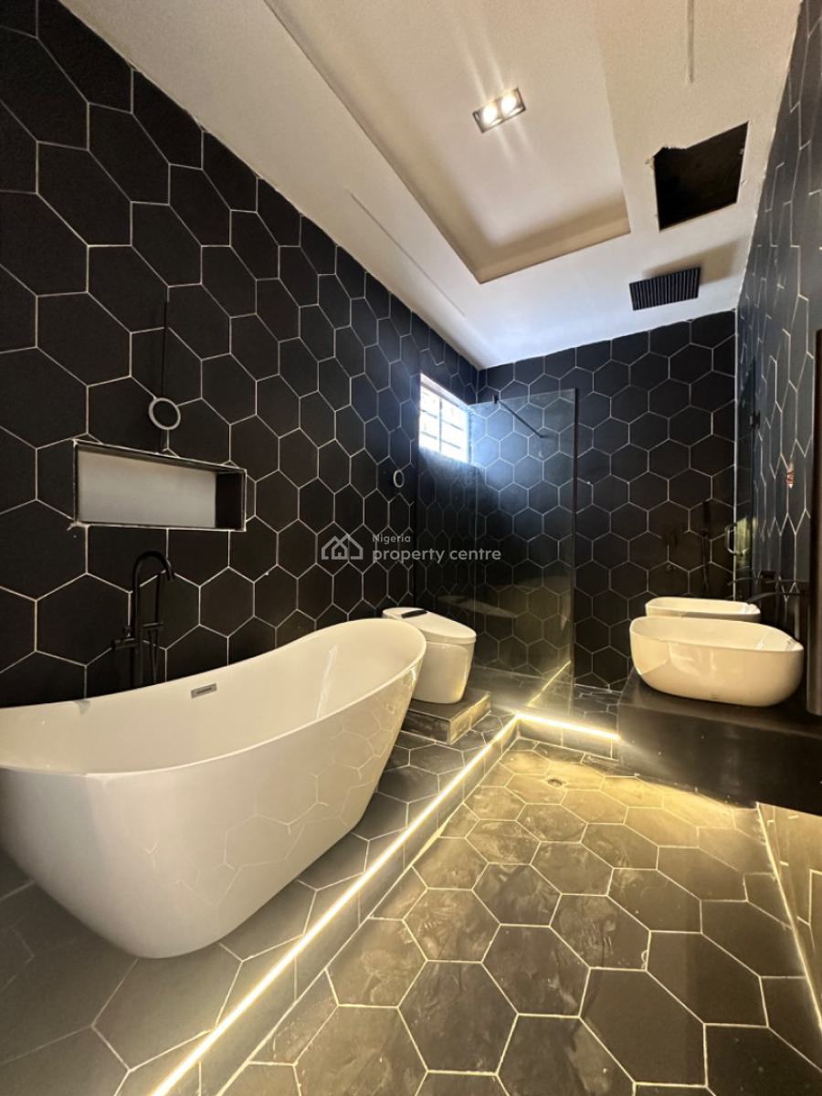 Beautiful 5bedroom Fully Detached House, Ologolo Axis in Lekki, Lekki, Lagos, Detached Duplex for Sale
