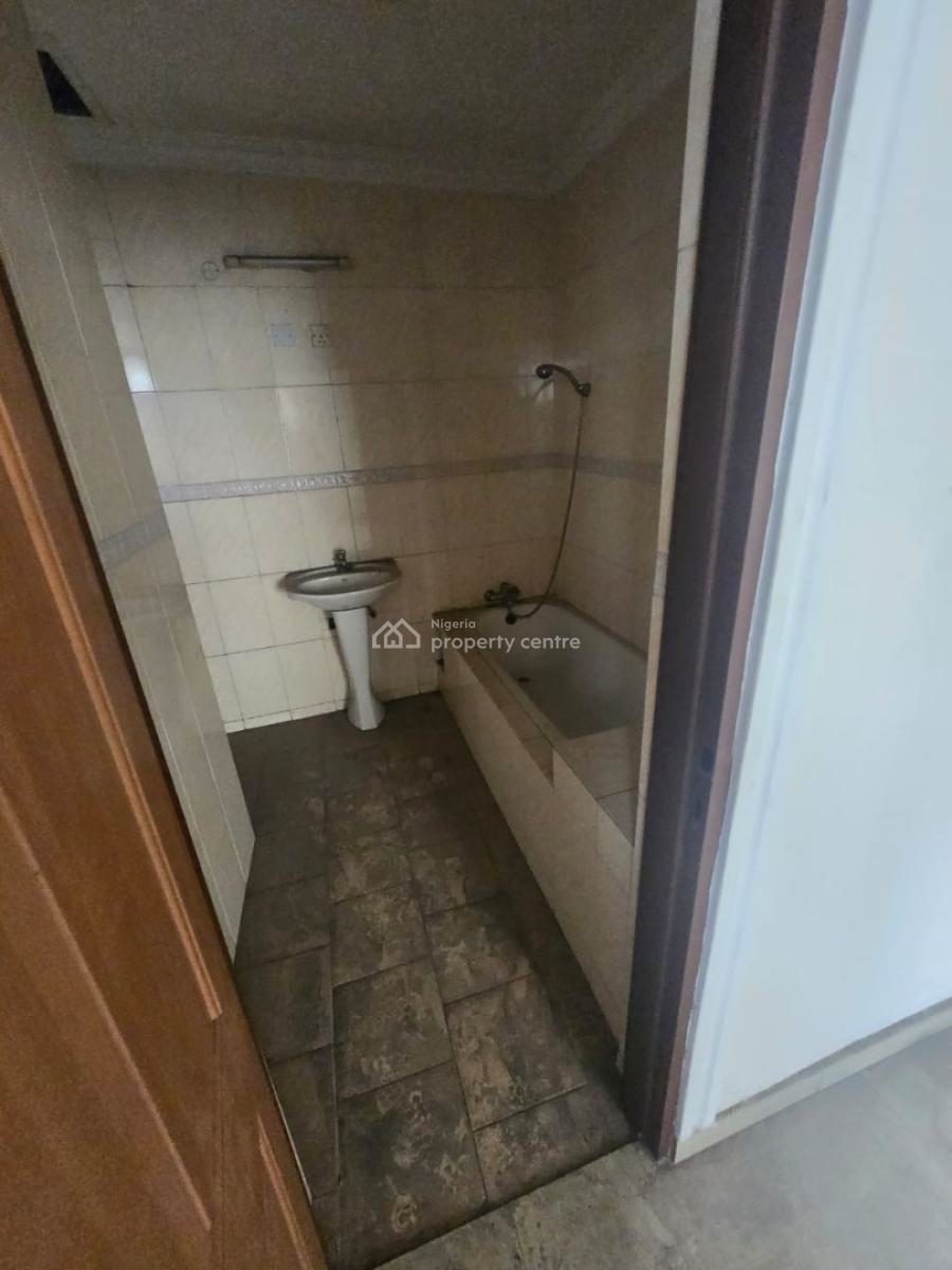 6-bedroom Detached House for Office Space with Bq, Hakeem Dickson, Lekki Phase 1, Lekki, Lagos, Office Space for Rent