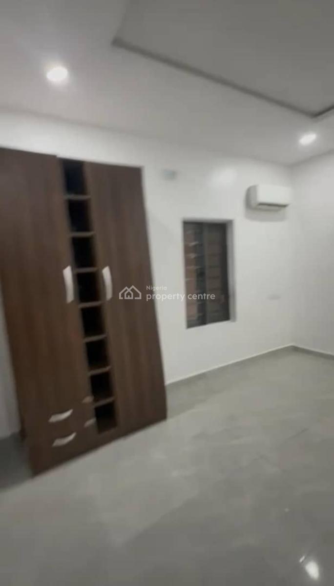 Lovely 3bedroom Flat, Alaka Estate, Surulere, Lagos, Flat / Apartment for Rent