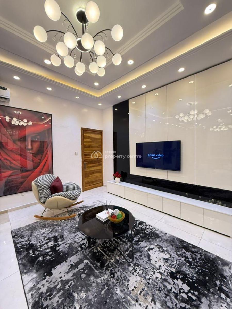 Beautifully Furnished One Bedroom Apartment with Bathub, Osapa London, Lekki, Lagos, Flat / Apartment Short Let