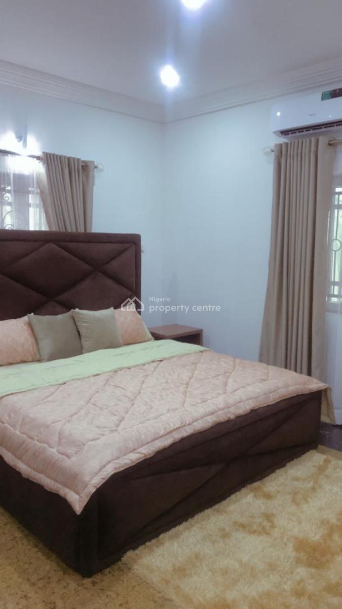 Stylish 2-bedroom Apartment, Lekki Phase 1, Lekki, Lagos, Flat / Apartment Short Let