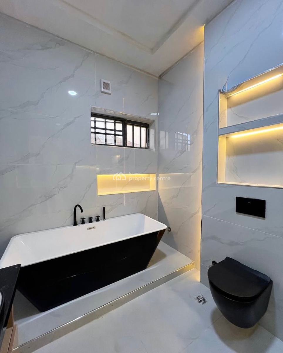 Tastefully Finished 6bedroom Duplex with a Penthouse, Chevron, Lekki, Lagos, Detached Duplex for Sale
