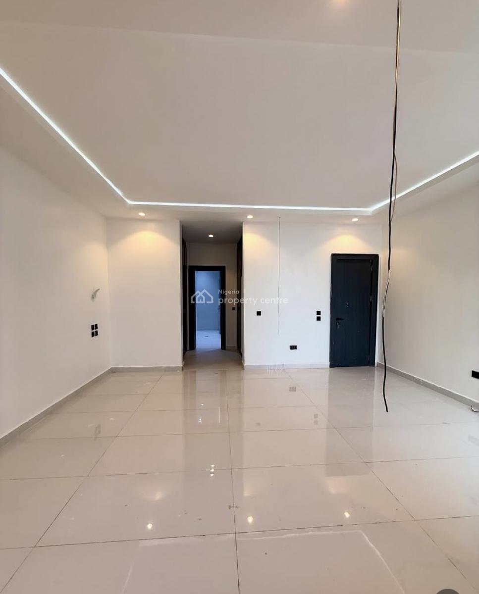 3 Bedroom Maisonette  Swimming Pool, Guzape District, Abuja, Terraced Duplex for Sale